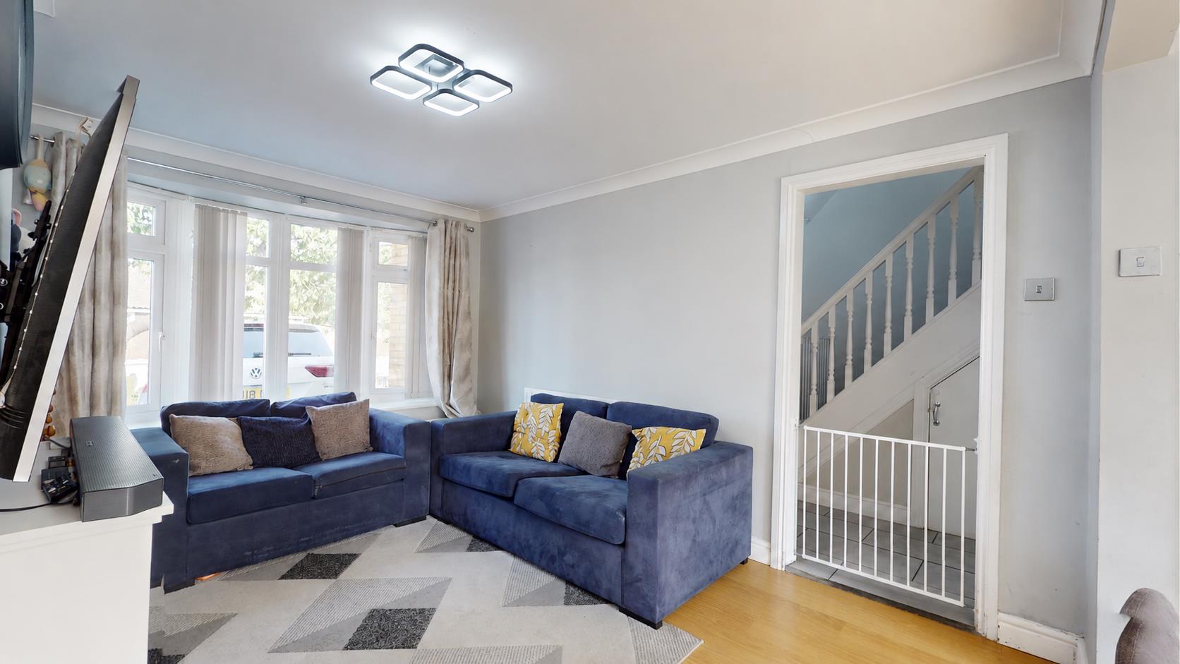 Masefield Grove, Bletchley